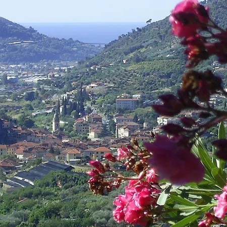 Casa Firmus Tatil Evi Dolceacqua